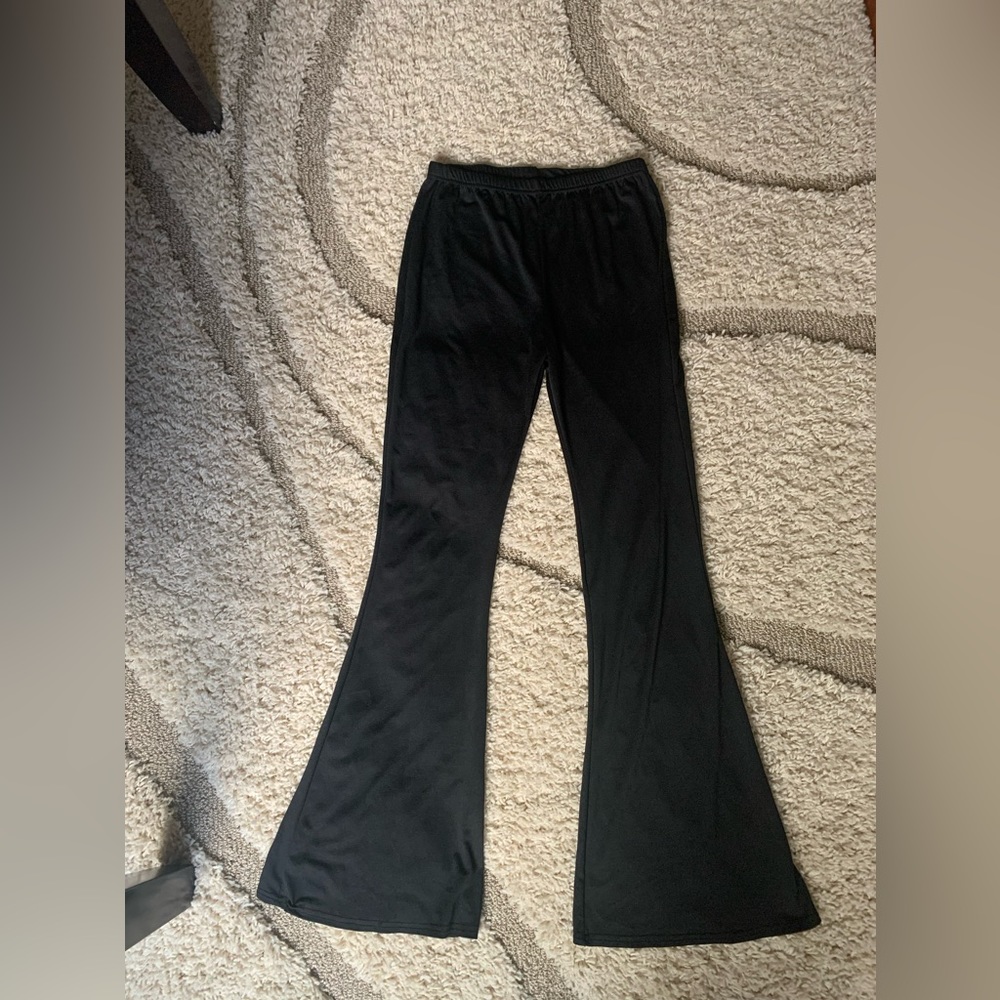 Slightly Wide leg pants